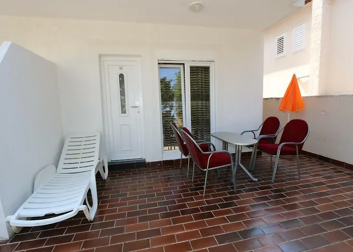Apartmani Aron