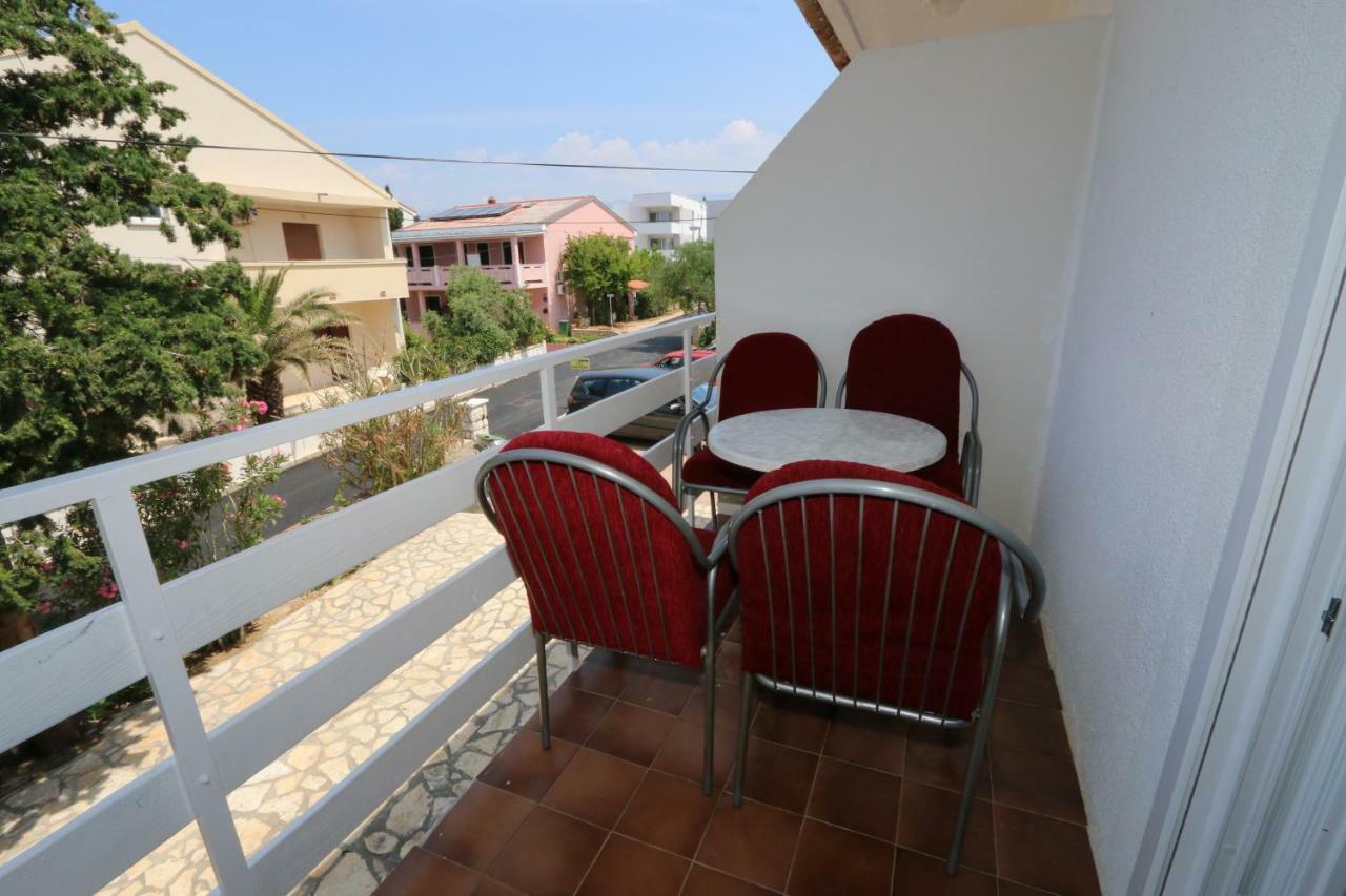 Apartment Aron Novalja